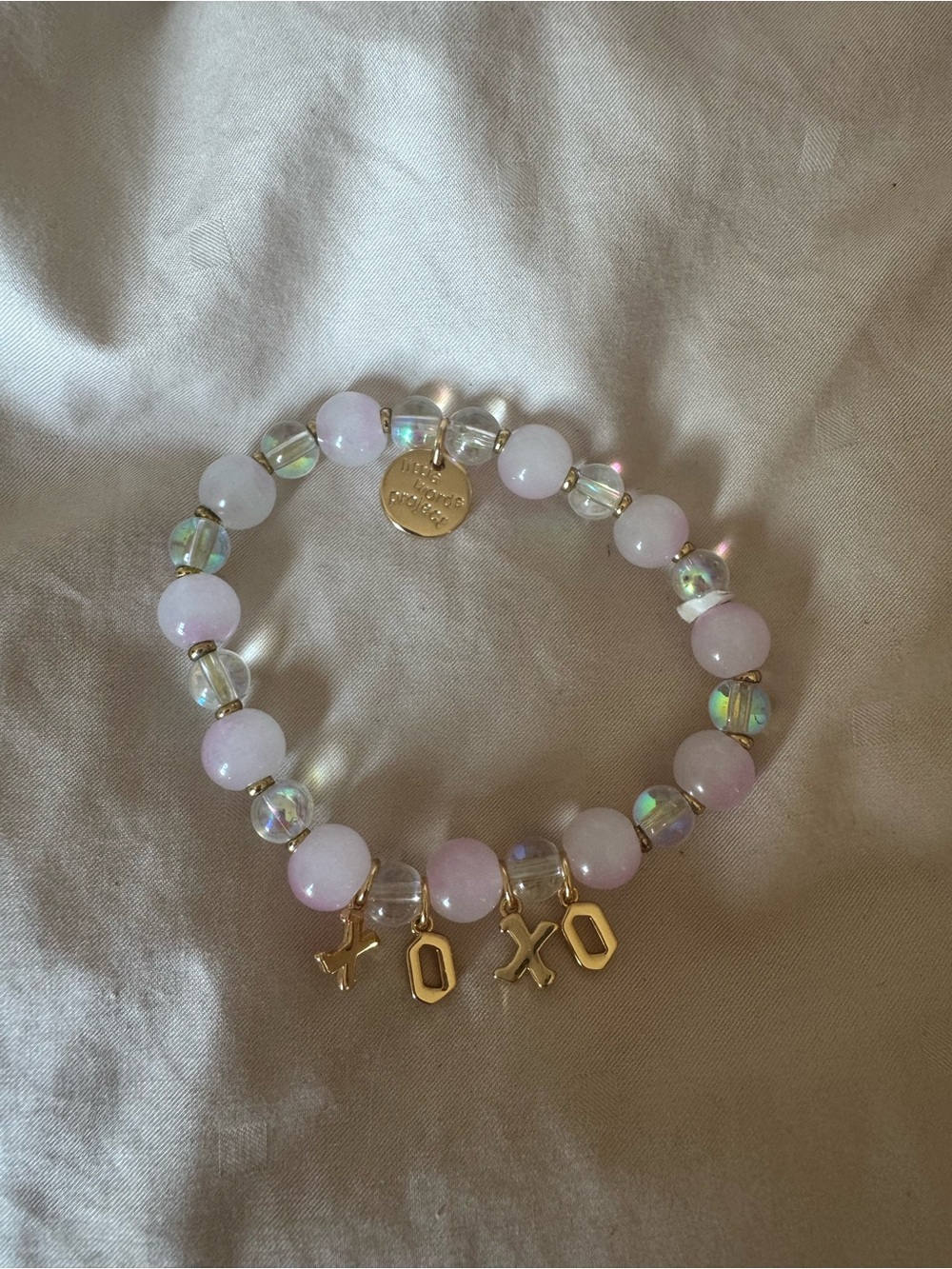 Little Words Project Gold XOXO Charm Beaded Bracelet in Pale Pink